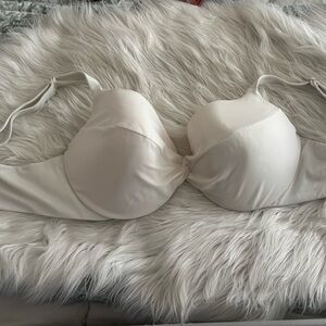 Victoria Secret Twist Removable Push-Up Bikini Top in White Size 40DD